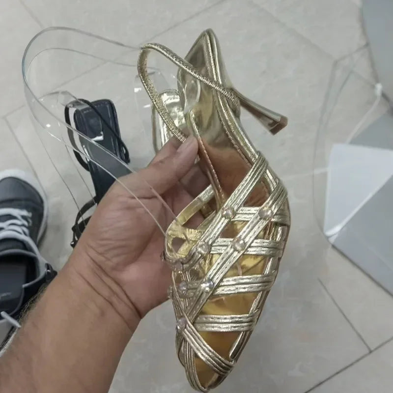 נעליים דגם ויקטוריה